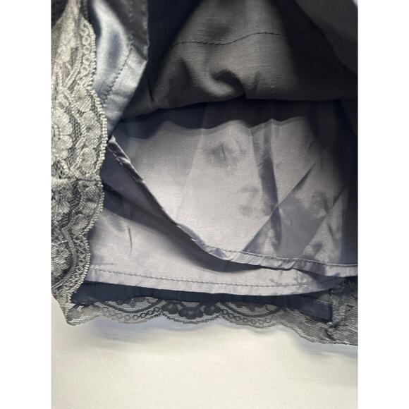 H&M Black Lace Pencil Skirt – Chic Romantic Y2K Officecore Whimsigoth - Picture 6 of 10